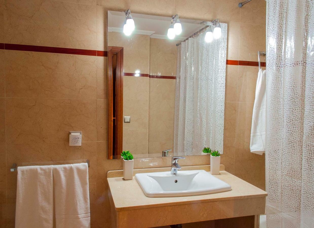Apartamento céntrico con parking privado Córdoba Exterior foto